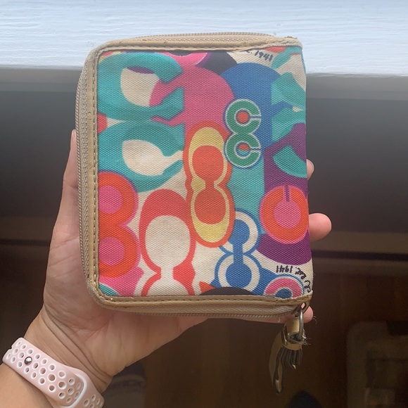 Coach Wallet - Picture 3 of 8